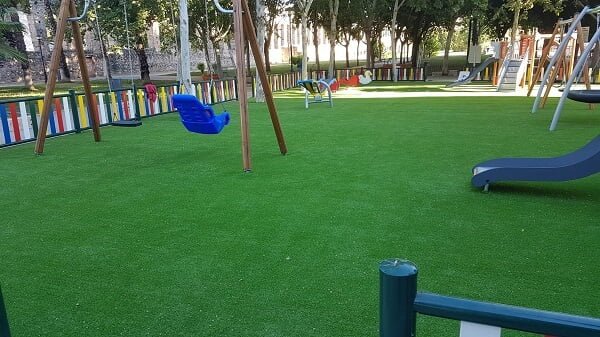 Equipamiento Para Parques Infantiles en Extremadura