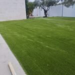 Instalación del modelo Absolute en jardín con piscina 2
